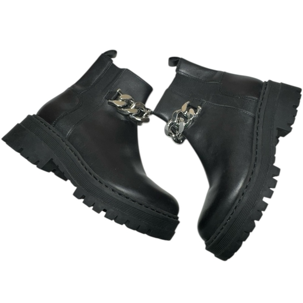 Marc Fisher Ltd Parrie Black Leather Booties Size 5.5